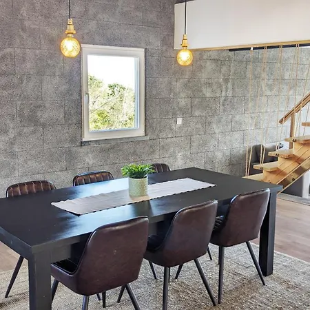 ヴィラ Capelinhos