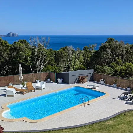 Capelinhos ヴィラ